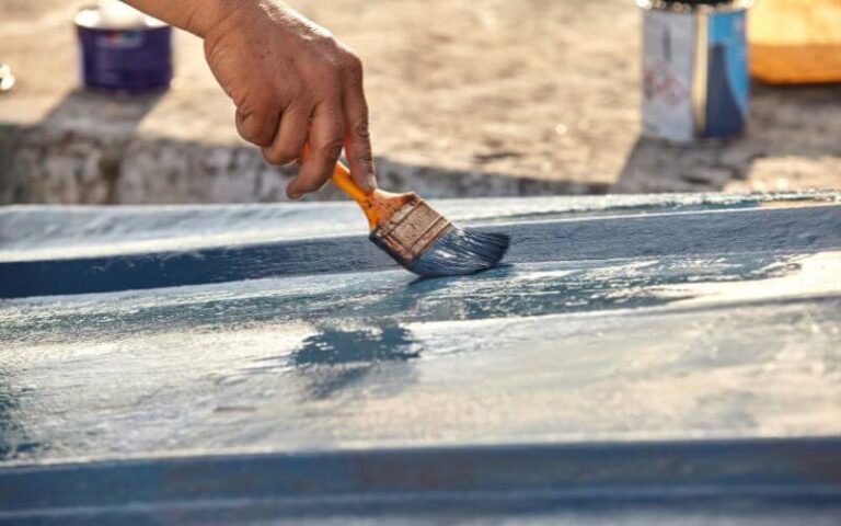 How to Paint Your Boat: A Step-by-Step Guide to Paint a Boat